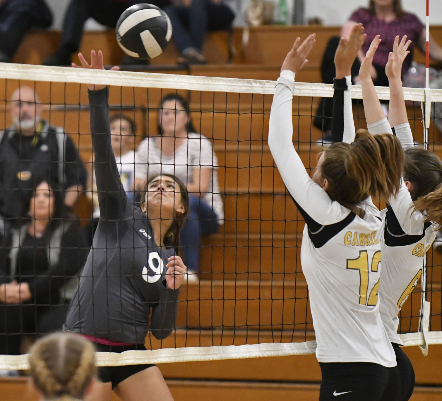 083018 OA Cabrillo vb 08.jpg